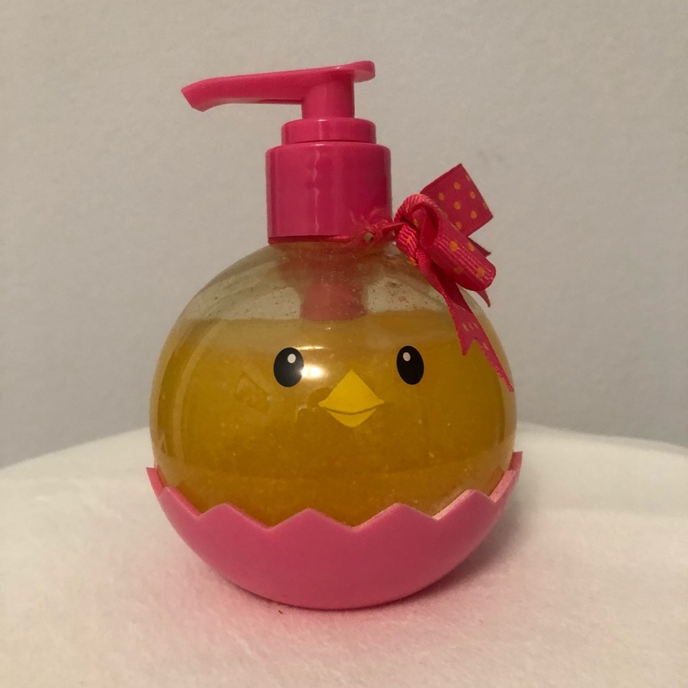 Retired  Bath and Bodyworks Soap Ducky 2012